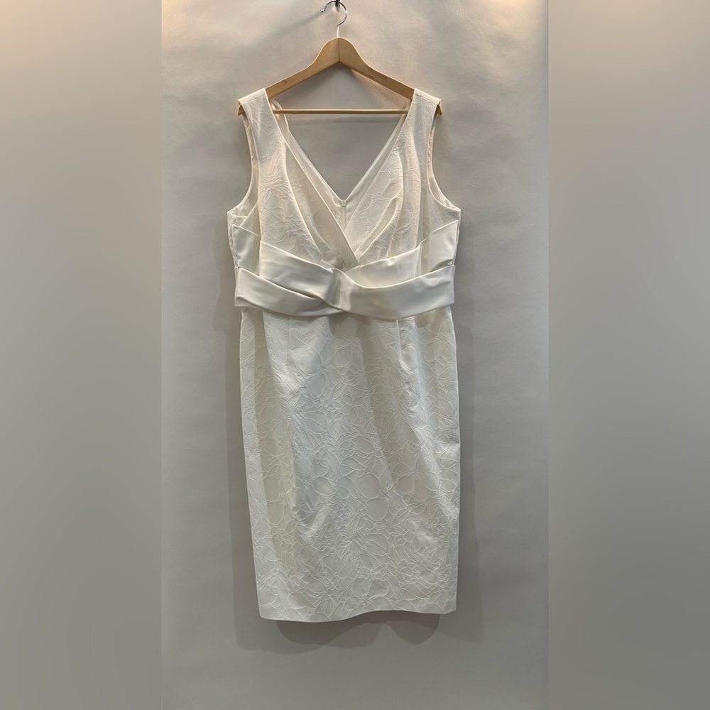 Donna Ricco formal white mini dress, woman’s 18W